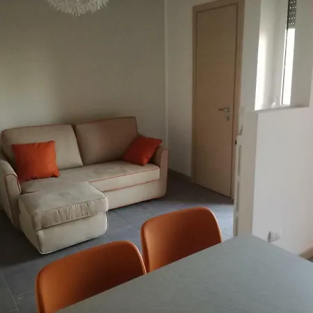 Via Sporting Mirasole Apartment