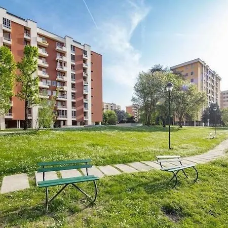 Apartment Via Sporting Mirasole