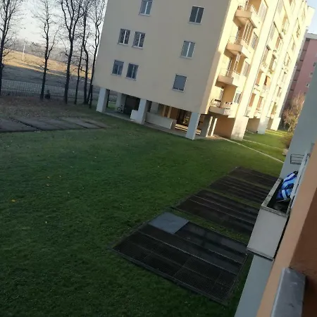 Apartment Via Sporting Mirasole Opera