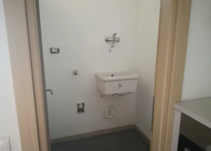 Apartment Via Sporting Mirasole *