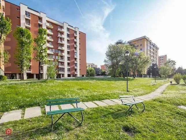 Apartment Via Sporting Mirasole