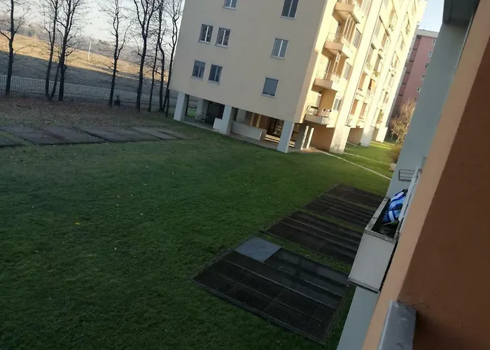 Apartment Via Sporting Mirasole Opera
